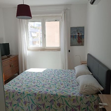 רומא Appartamento Per 4, Metro B Monti Tiburtini, Ac, Wi-Fi מראה חיצוני תמונה