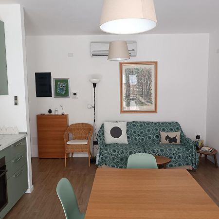 רומא Appartamento Per 4, Metro B Monti Tiburtini, Ac, Wi-Fi מראה חיצוני תמונה