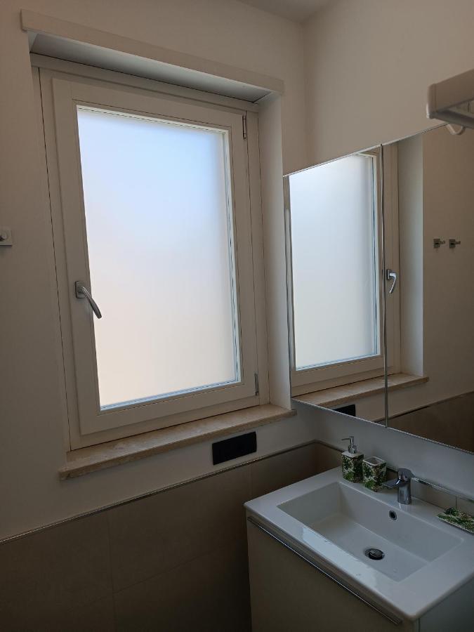 רומא Appartamento Per 4, Metro B Monti Tiburtini, Ac, Wi-Fi מראה חיצוני תמונה