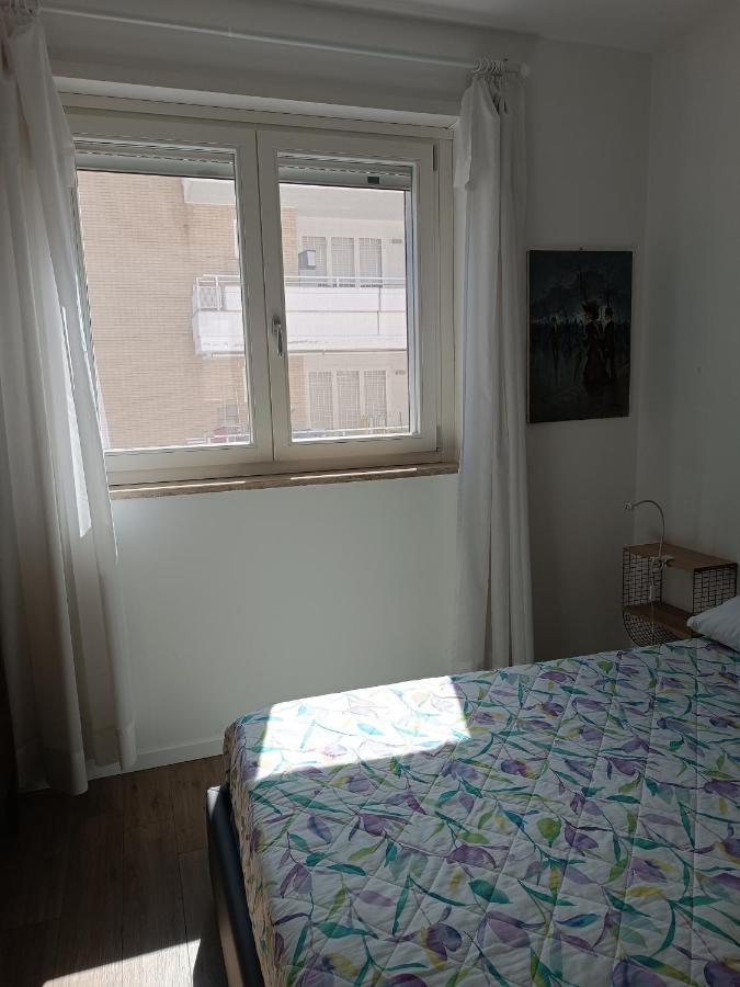 רומא Appartamento Per 4, Metro B Monti Tiburtini, Ac, Wi-Fi מראה חיצוני תמונה